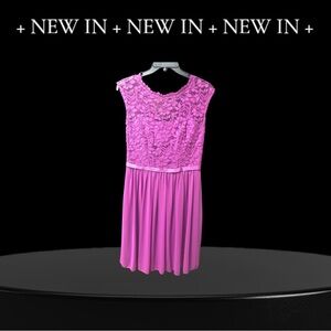 David’s Bridal Holiday MIDI Dress NWT